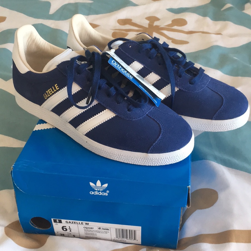 Adidas Gazelle women’s 6 1/2  shoes